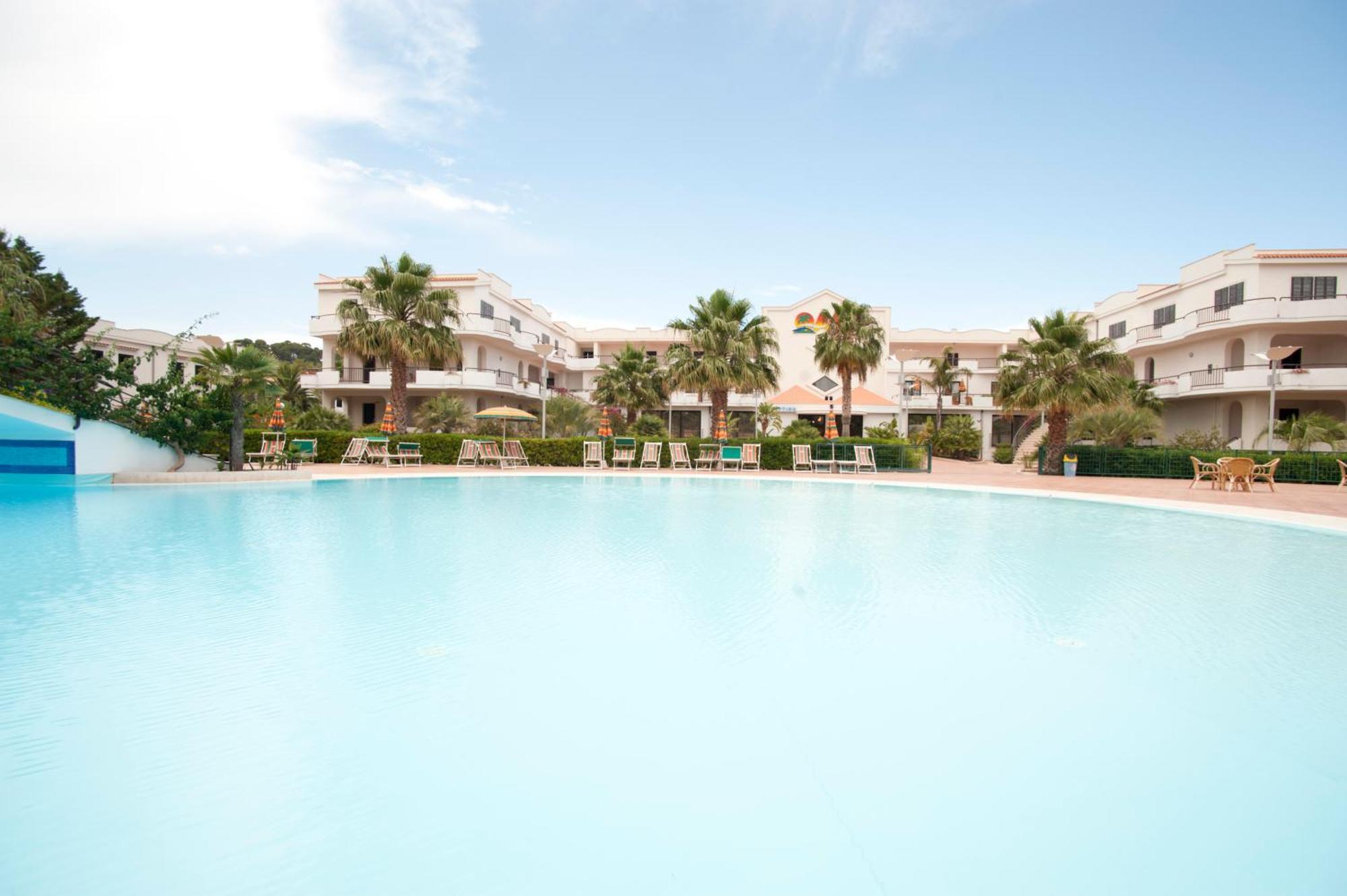 Oasiclub Hotel Vieste Buitenkant foto