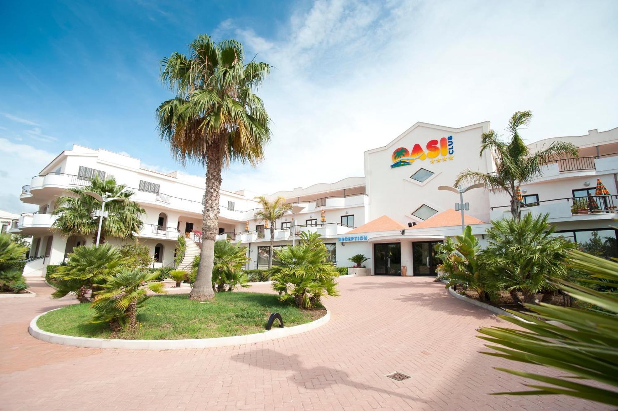 Oasiclub Hotel Vieste Buitenkant foto
