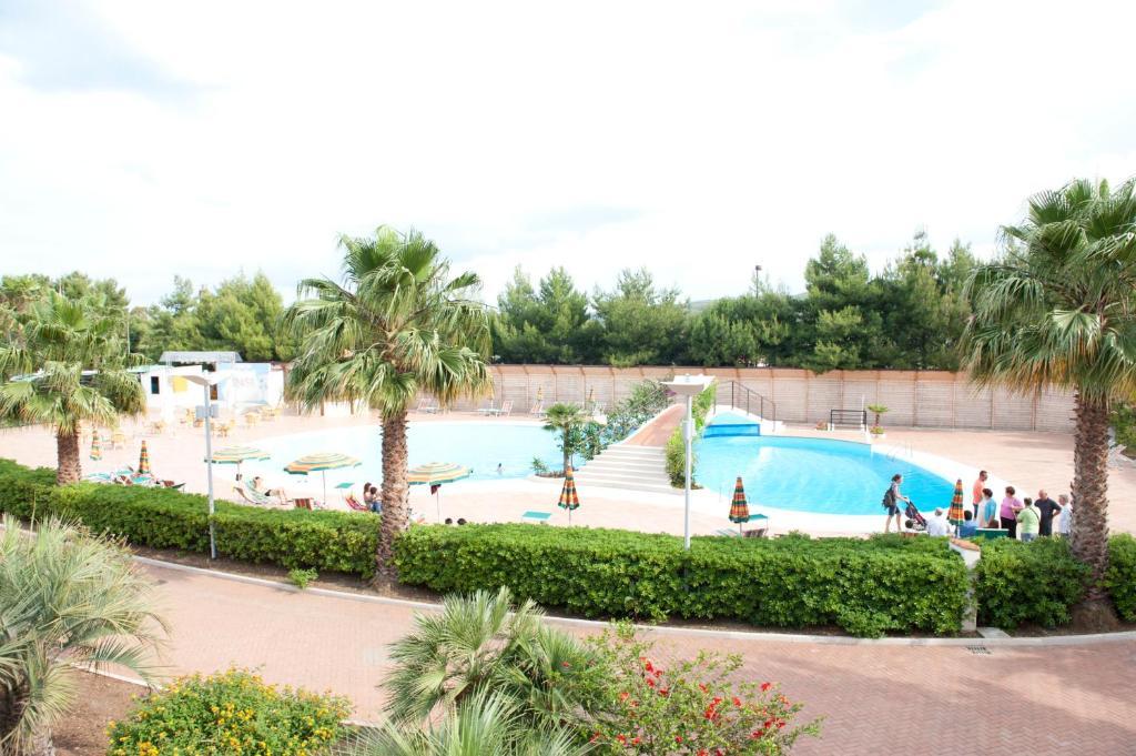 Oasiclub Hotel Vieste Buitenkant foto
