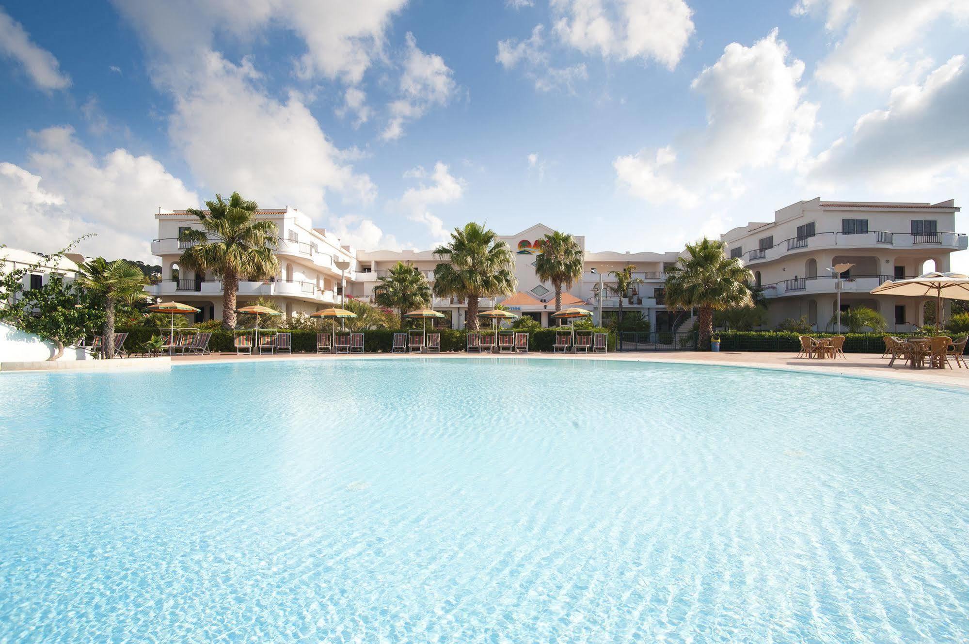Oasiclub Hotel Vieste Buitenkant foto